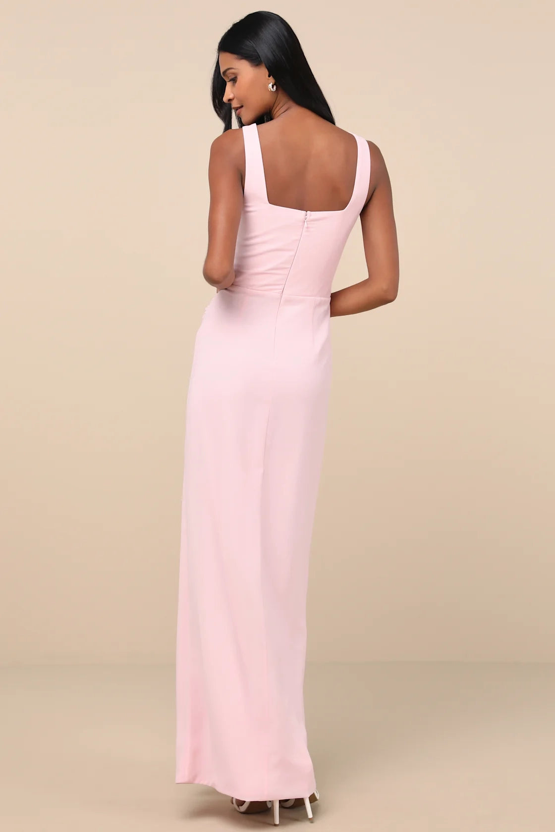 LANQI's elegant chiffon square neckline, slim fit waist, and side pleats overlap Homecoming Dresses